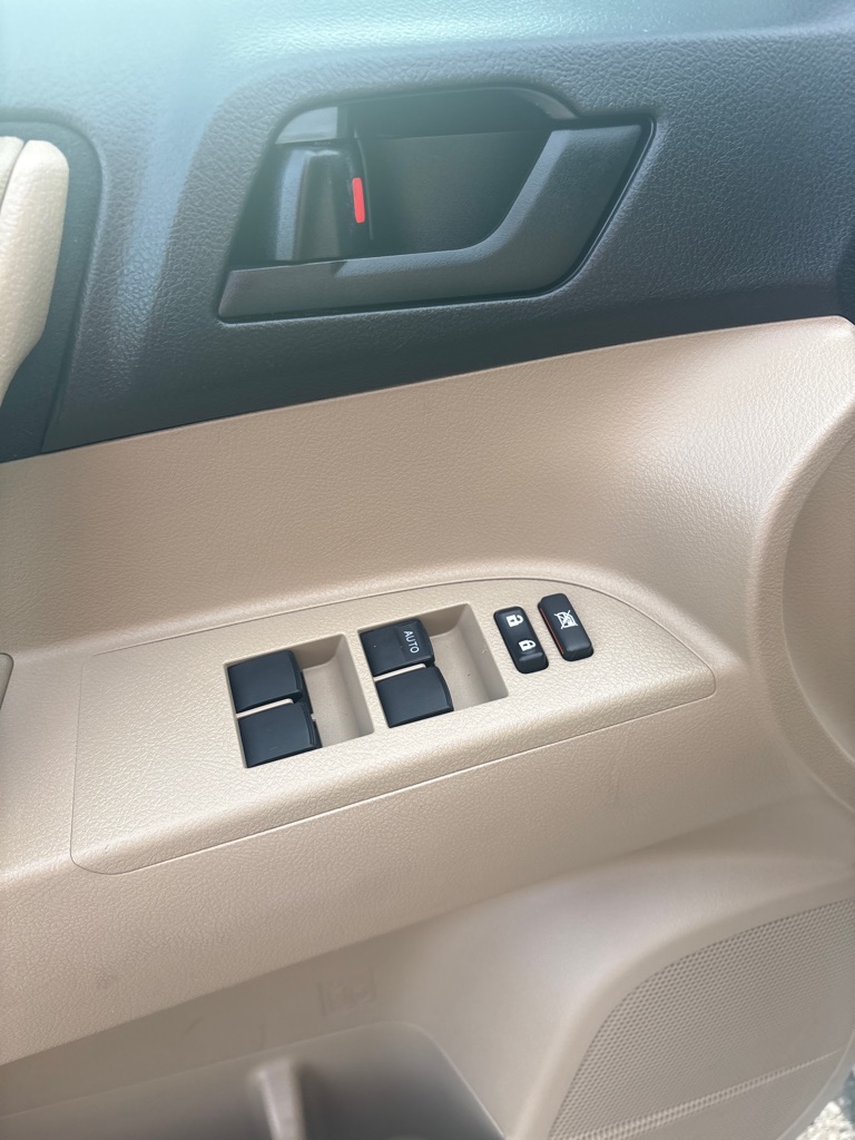 Photo 15 of this TOYOTA HIGHLANDER