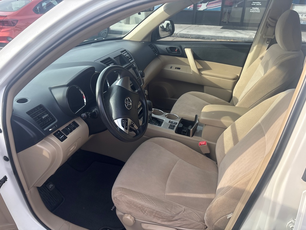 Photo 12 of this TOYOTA HIGHLANDER