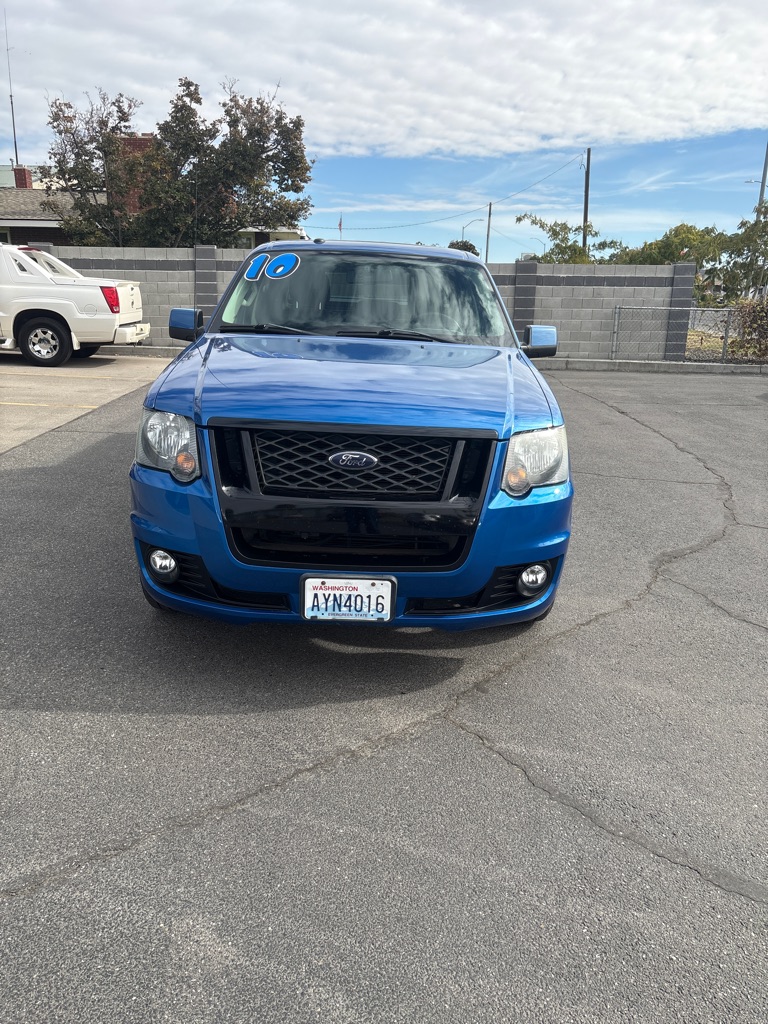 Photo 4 of this FORD EXPLORER SPORT