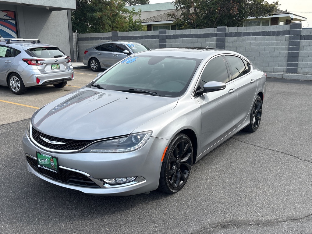 2016 CHRYSLER 200