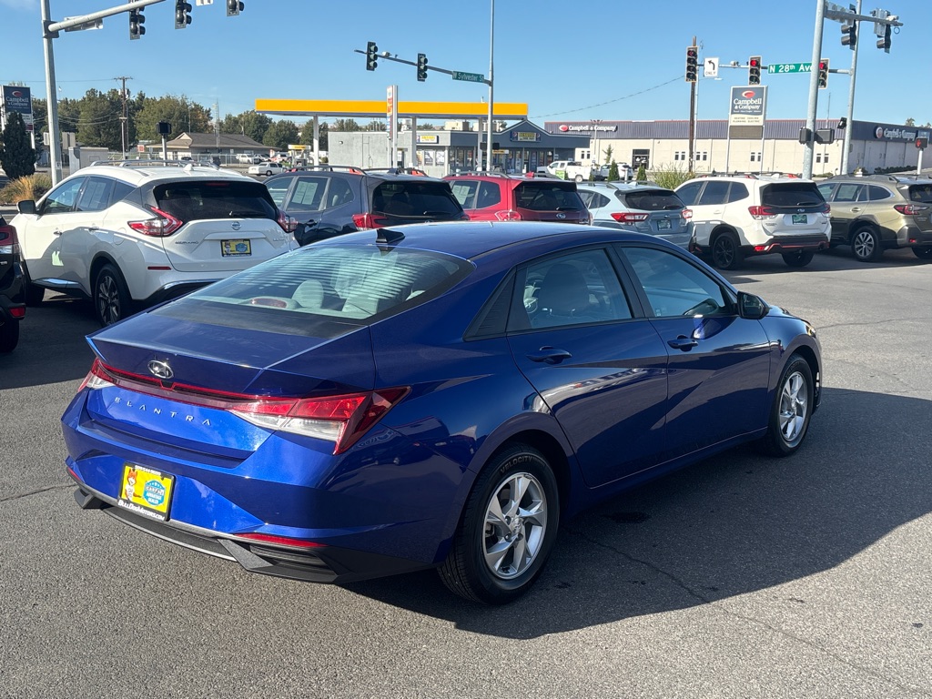 Photo 7 of this HYUNDAI ELANTRA