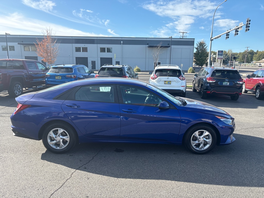 Photo 6 of this HYUNDAI ELANTRA