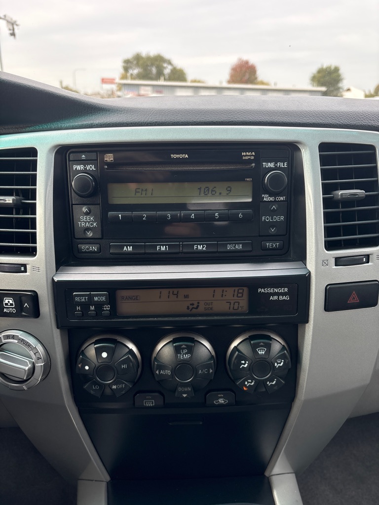 Photo 22 of this TOYOTA 4RUNNER