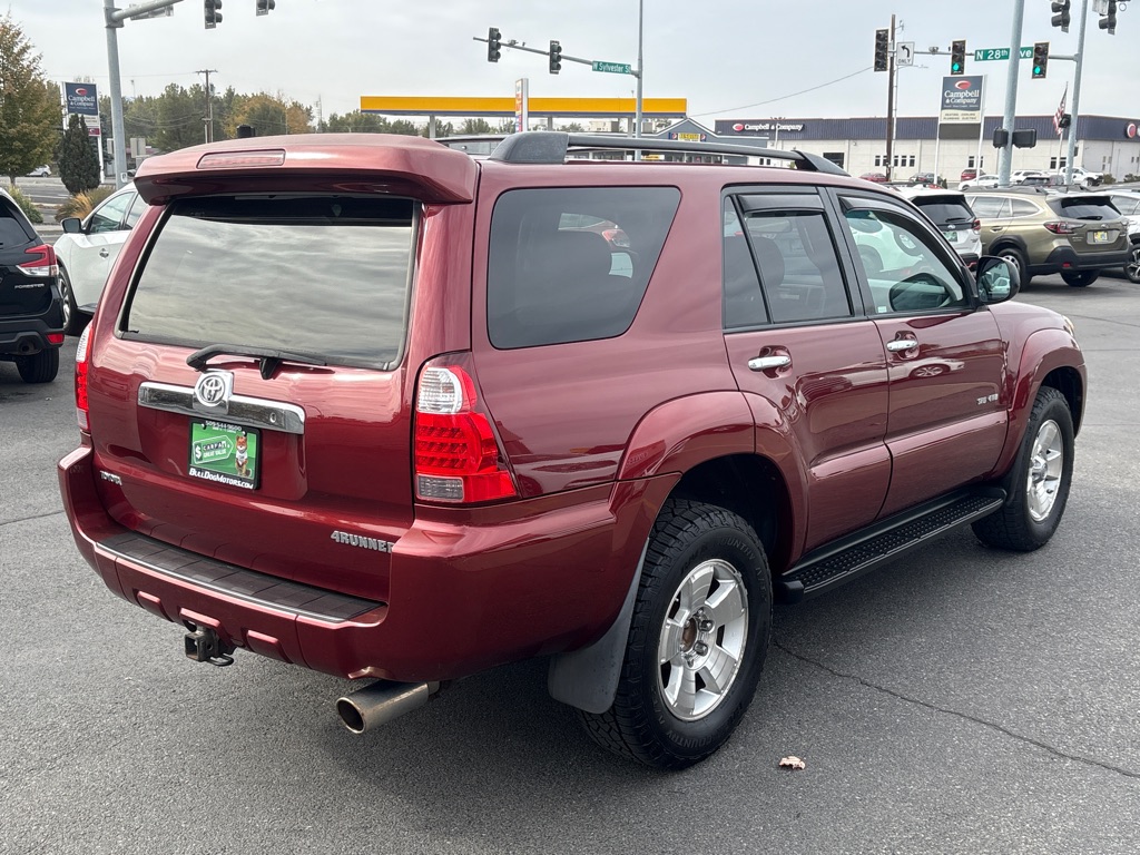 Photo 7 of this TOYOTA 4RUNNER