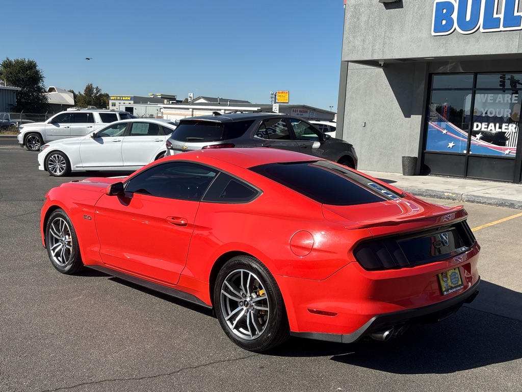 Photo 3 of this FORD MUSTANG