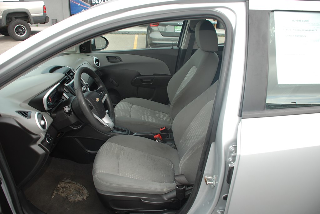 Photo 10 of this CHEVROLET SONIC LT
