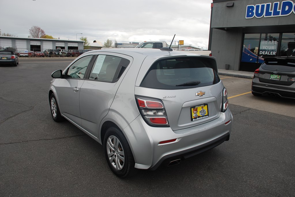 Photo 3 of this CHEVROLET SONIC LT