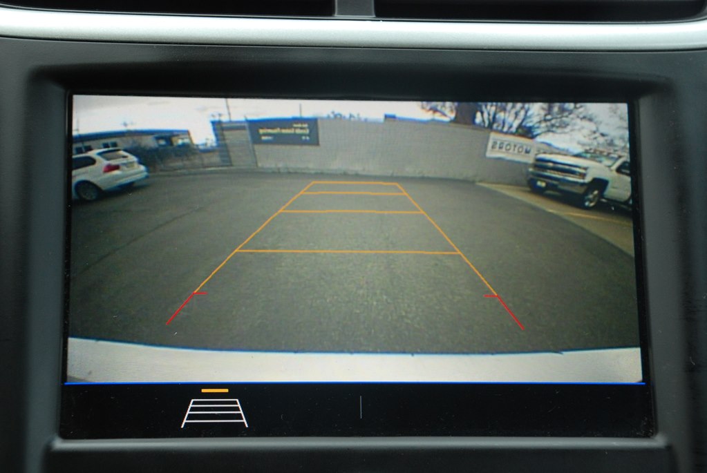 Photo 14 of this CHEVROLET SONIC LT