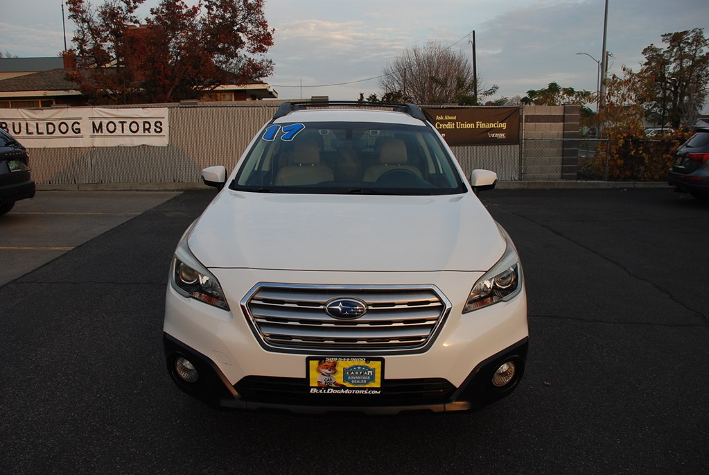 Photo 8 of this SUBARU OUTBACK