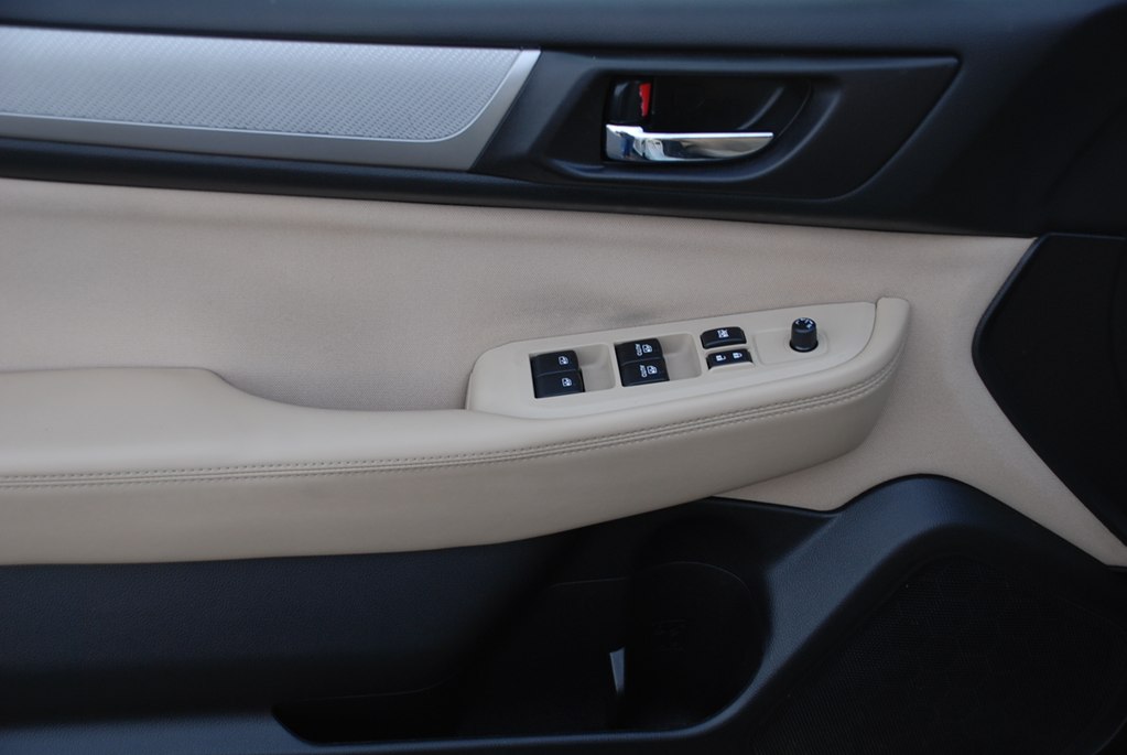 Photo 9 of this SUBARU OUTBACK
