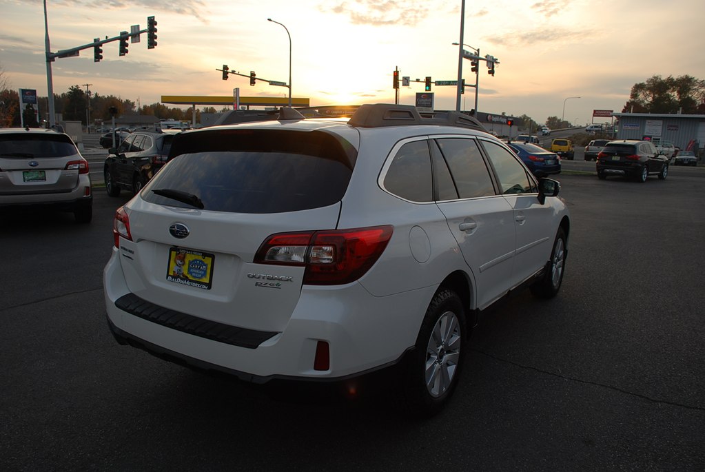 Photo 5 of this SUBARU OUTBACK