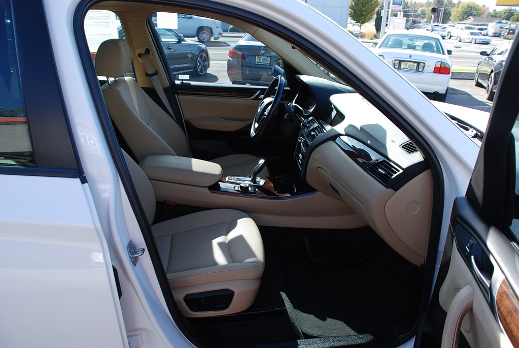 Photo 21 of this BMW X3
