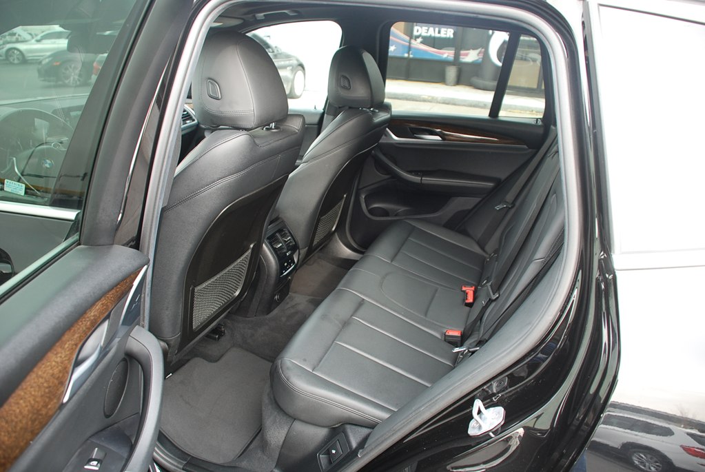 Photo 18 of this BMW X3