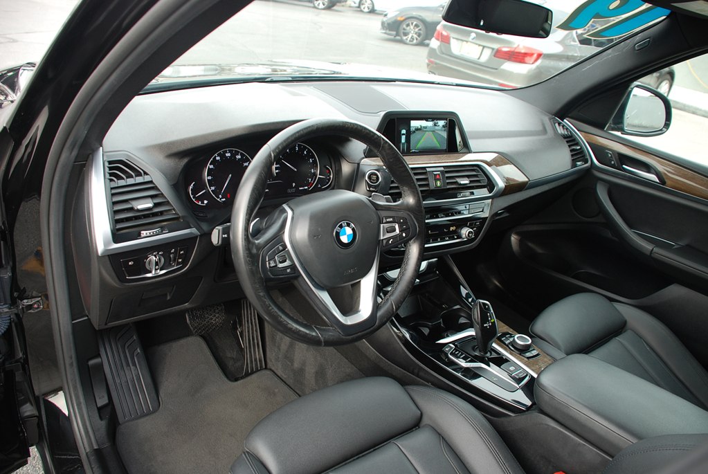 Photo 11 of this BMW X3
