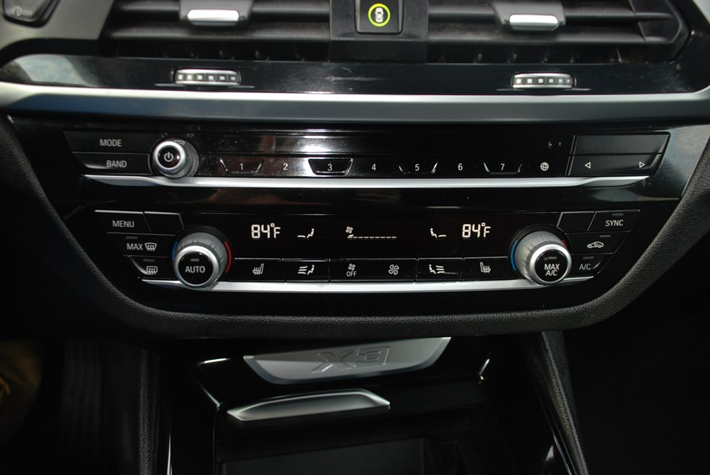 Photo 15 of this BMW X3