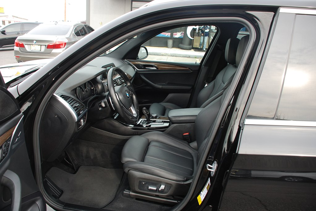 Photo 10 of this BMW X3