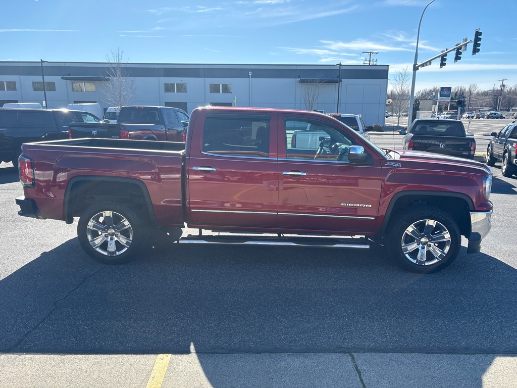 Photo 6 of this GMC SIERRA