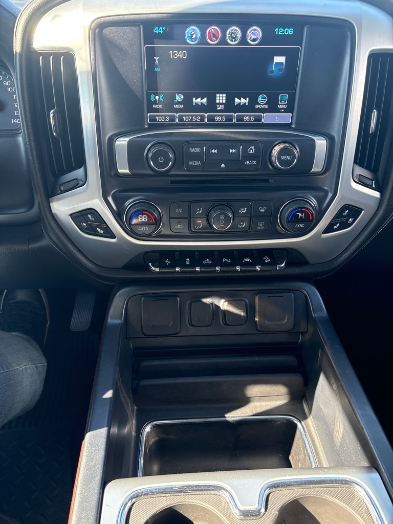 Photo 21 of this GMC SIERRA