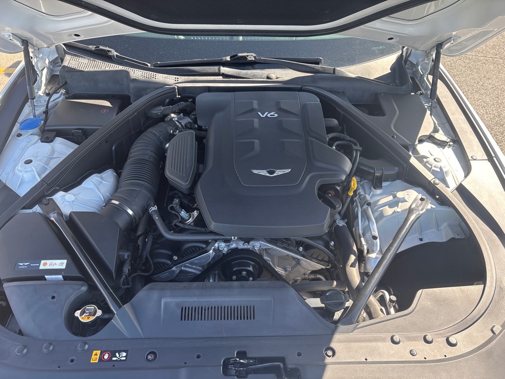 Photo 10 of this GENESIS G80