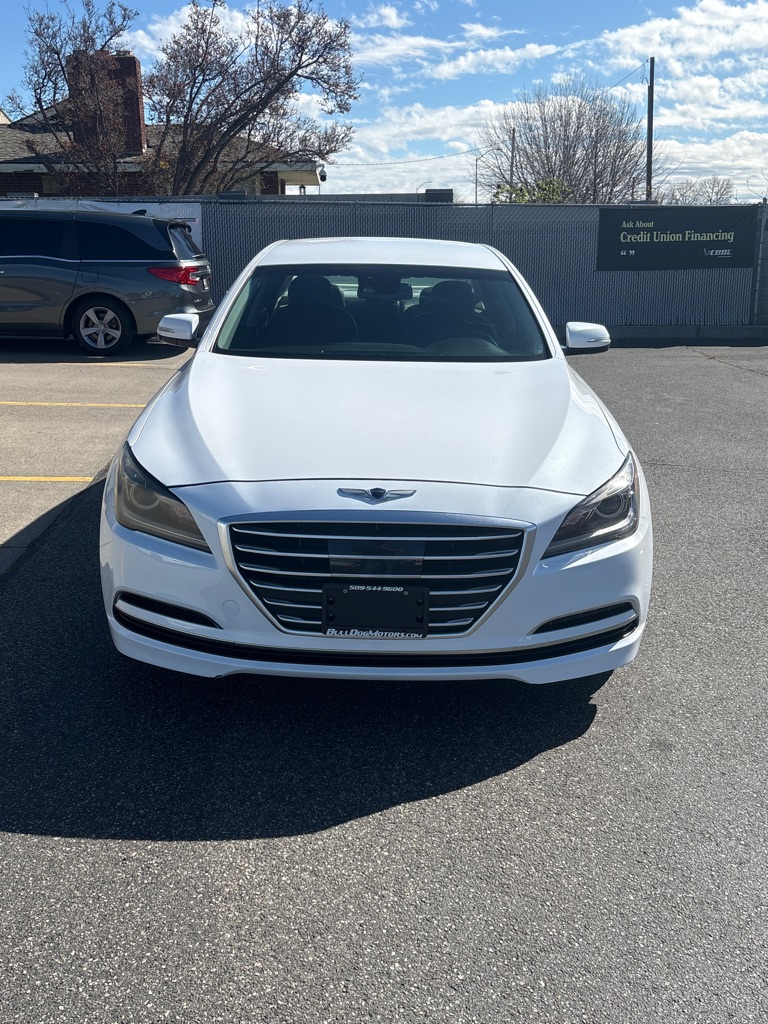 Photo 4 of this GENESIS G80