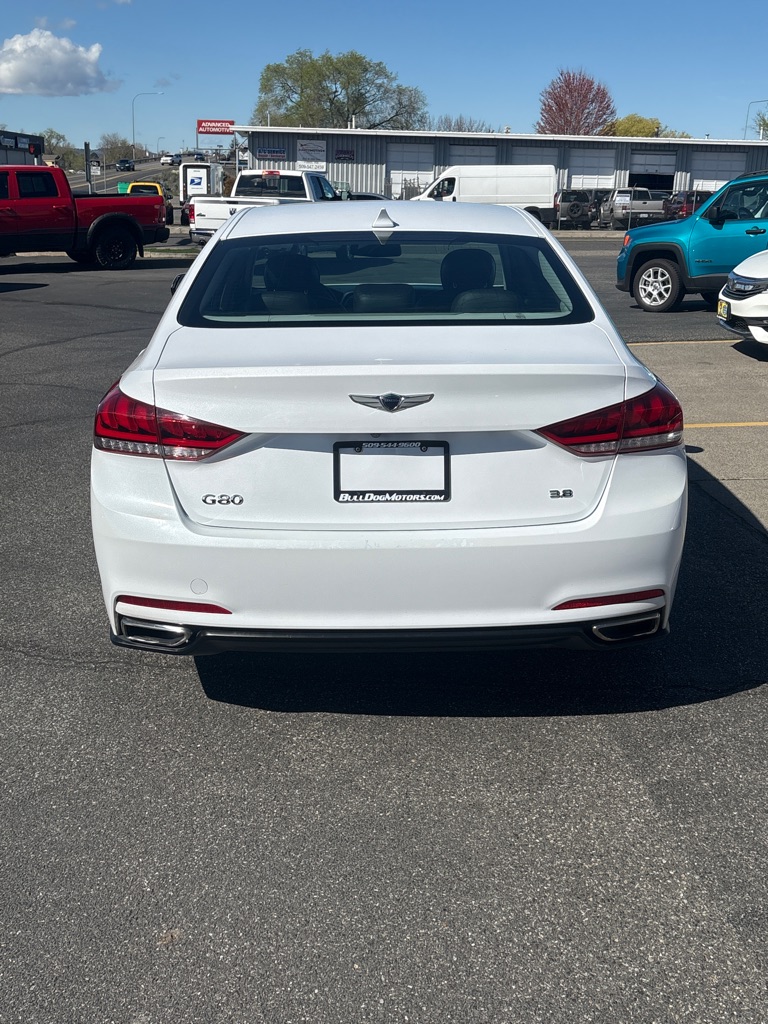 Photo 8 of this GENESIS G80