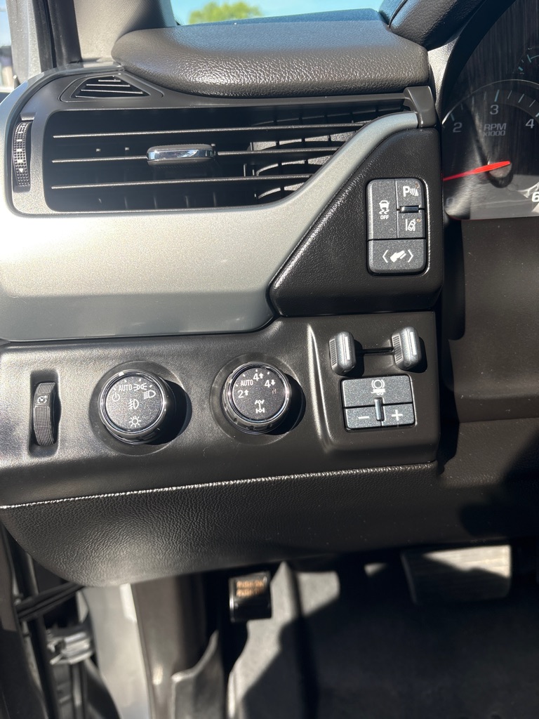 Photo 17 of this CHEVROLET TAHOE LTZ