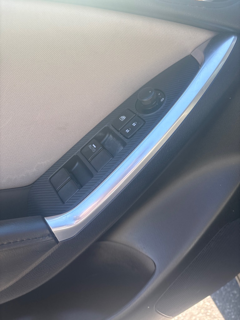 Photo 13 of this MAZDA CX-5