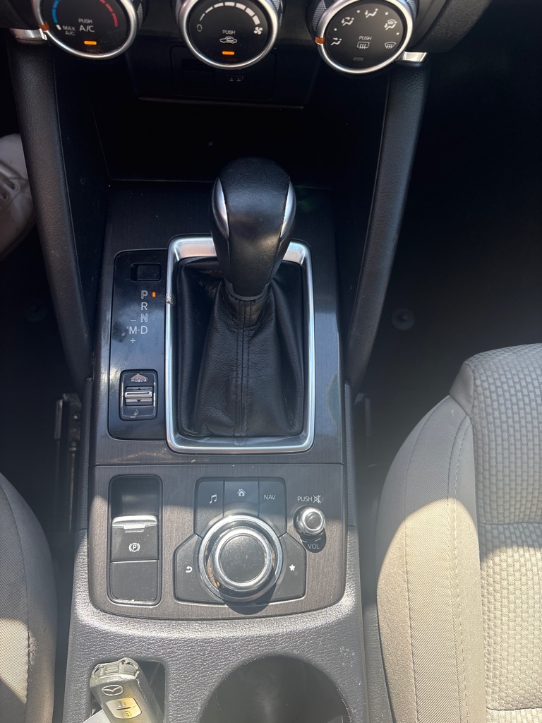 Photo 18 of this MAZDA CX-5