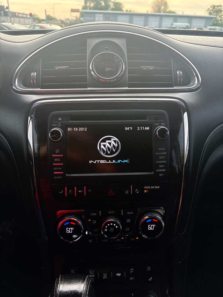 Photo 22 of this BUICK ENCLAVE