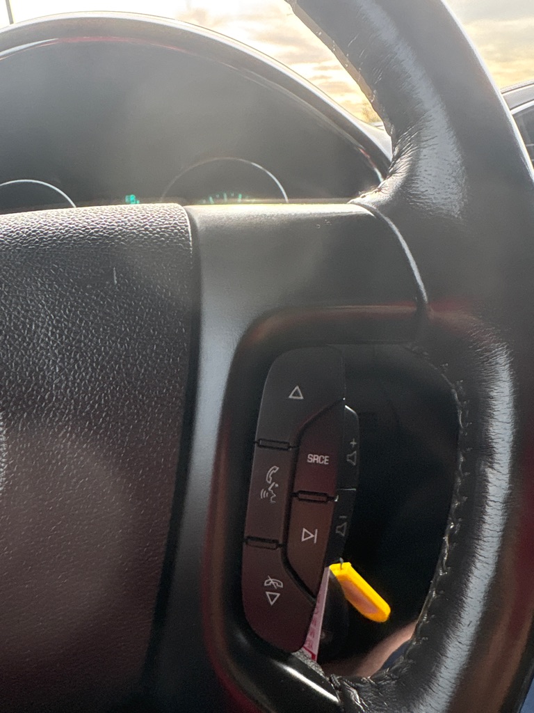 Photo 20 of this BUICK ENCLAVE