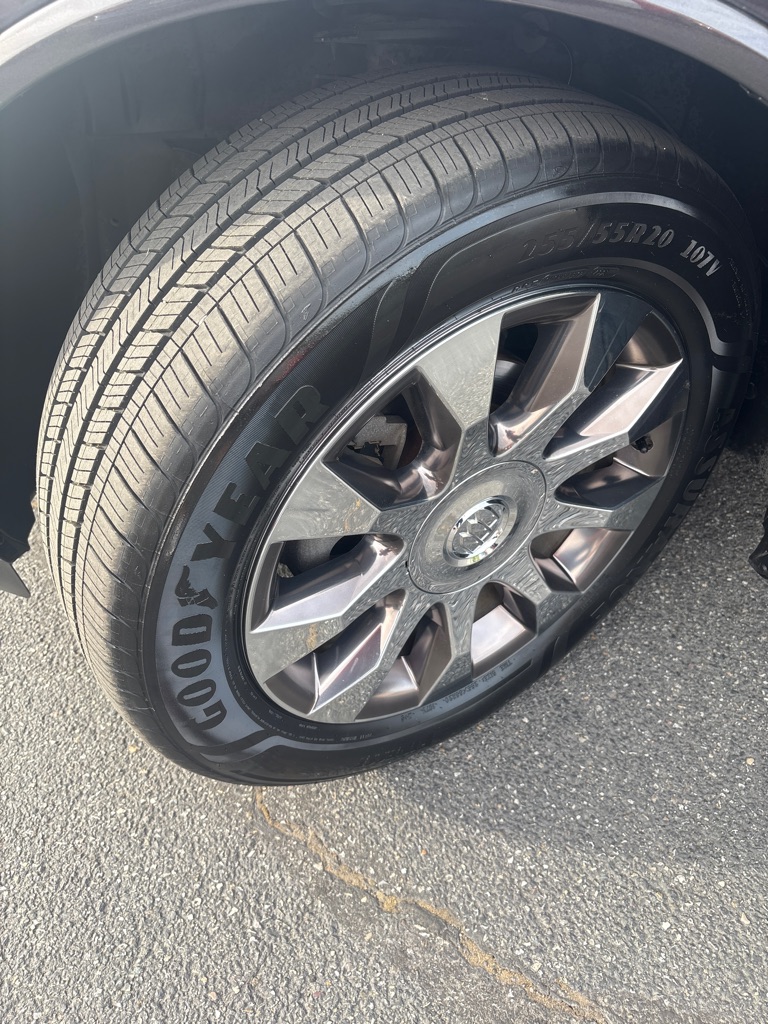 Photo 9 of this BUICK ENCLAVE
