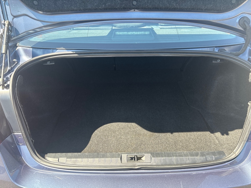 Photo 11 of this SUBARU LEGACY