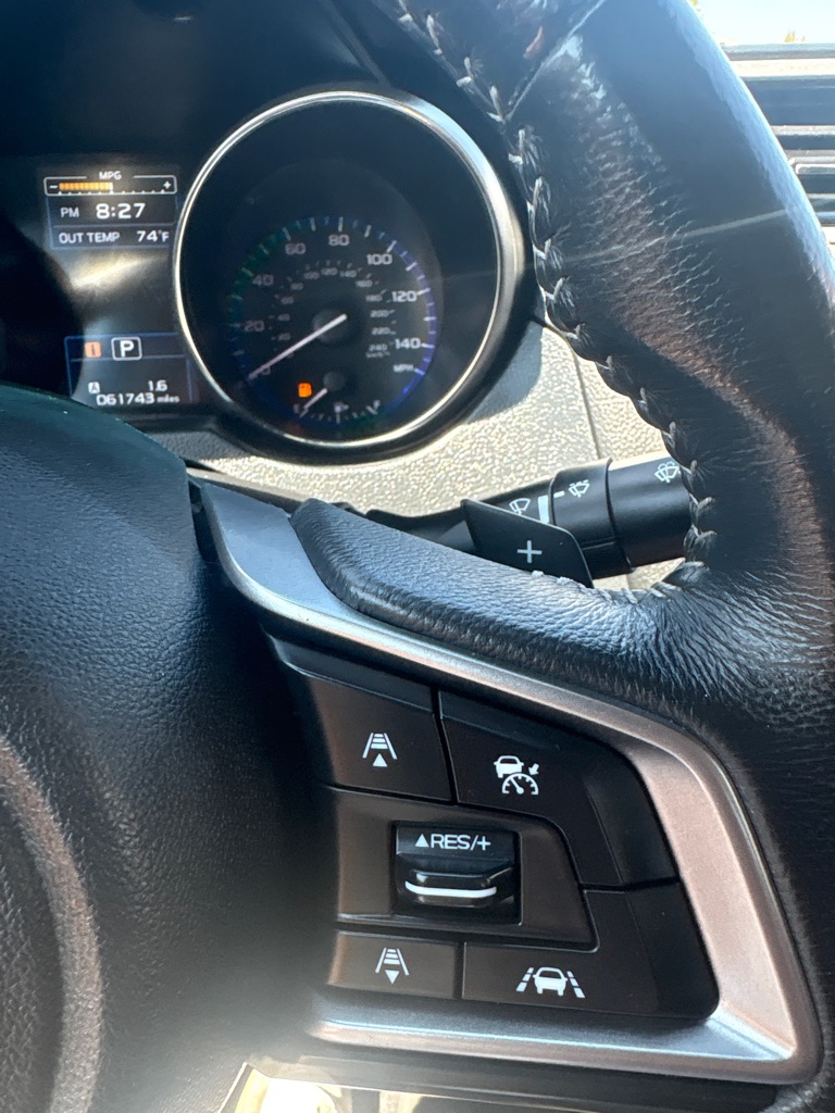 Photo 18 of this SUBARU LEGACY