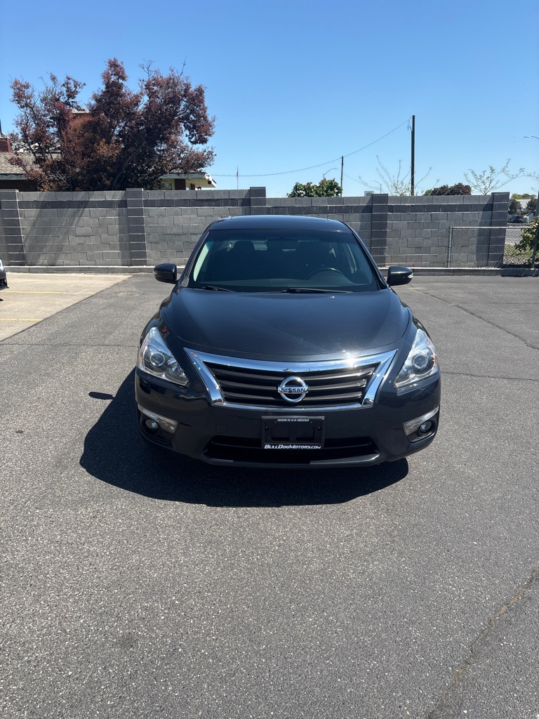 Photo 4 of this NISSAN ALTIMA