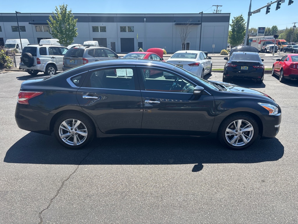 Photo 6 of this NISSAN ALTIMA