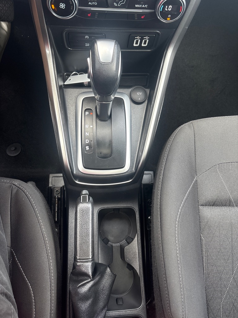 Photo 20 of this FORD ECOSPORT