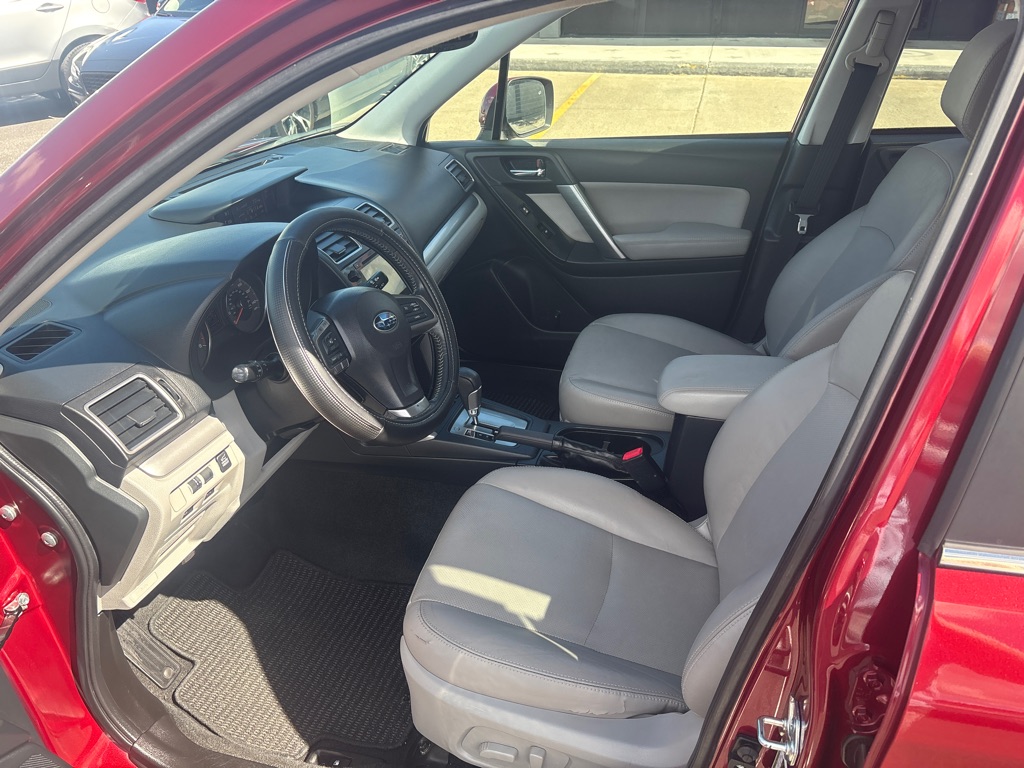 Photo 12 of this SUBARU FORESTER