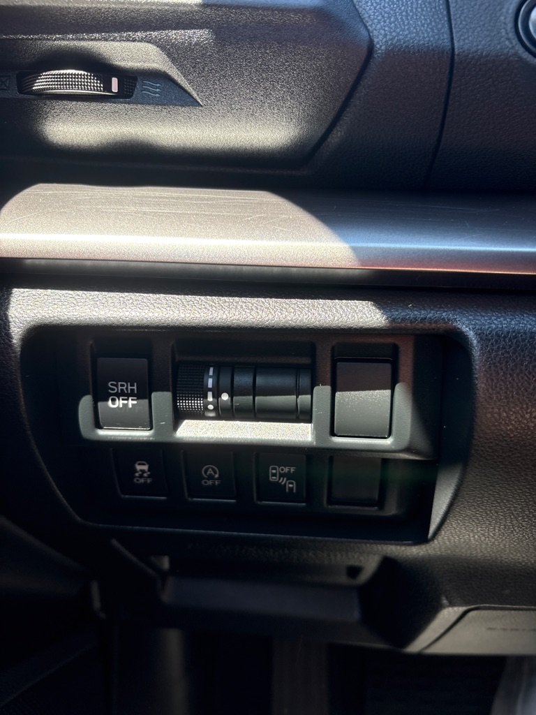 Photo 16 of this SUBARU CROSSTREK