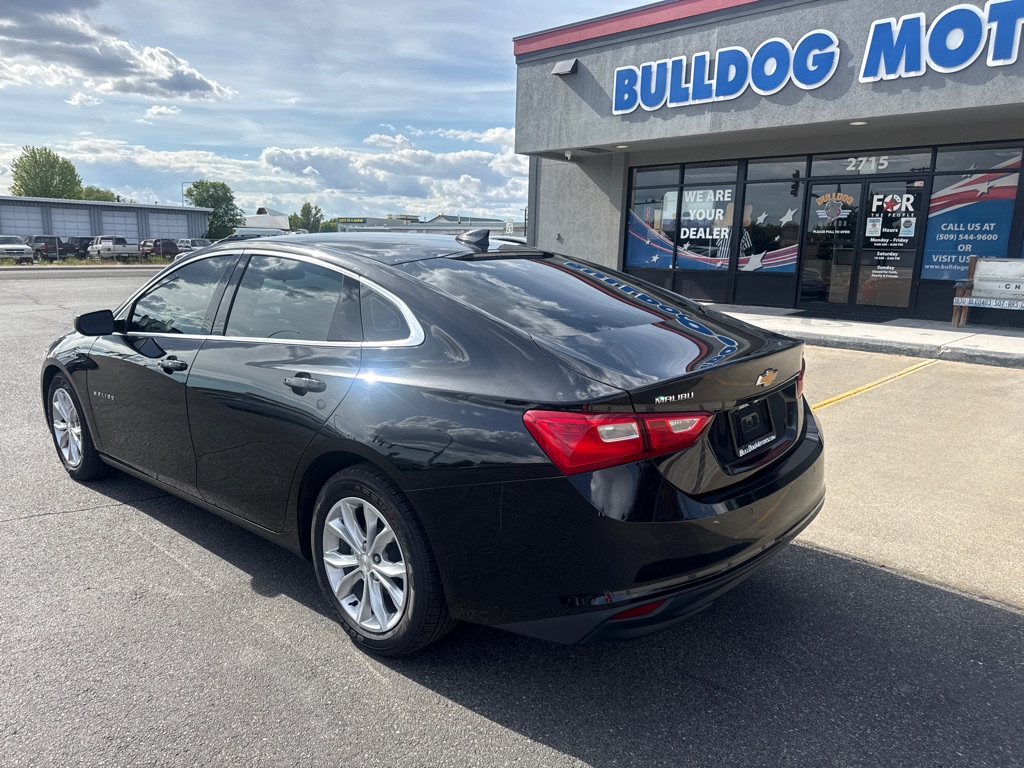 Photo 36 of this CHEVROLET MALIBU