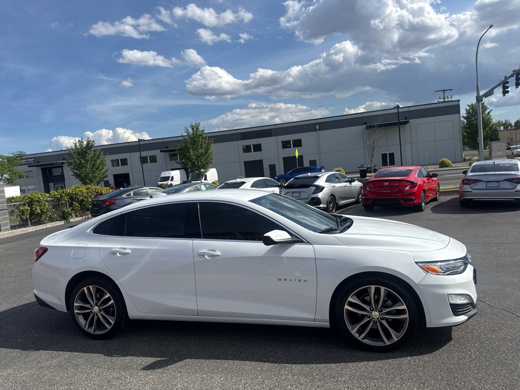 Photo 23 of this CHEVROLET MALIBU