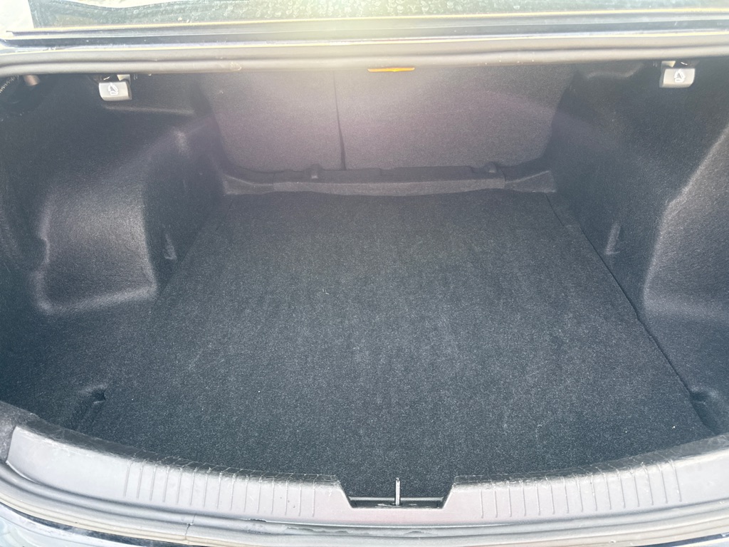 Photo 46 of this CHEVROLET MALIBU