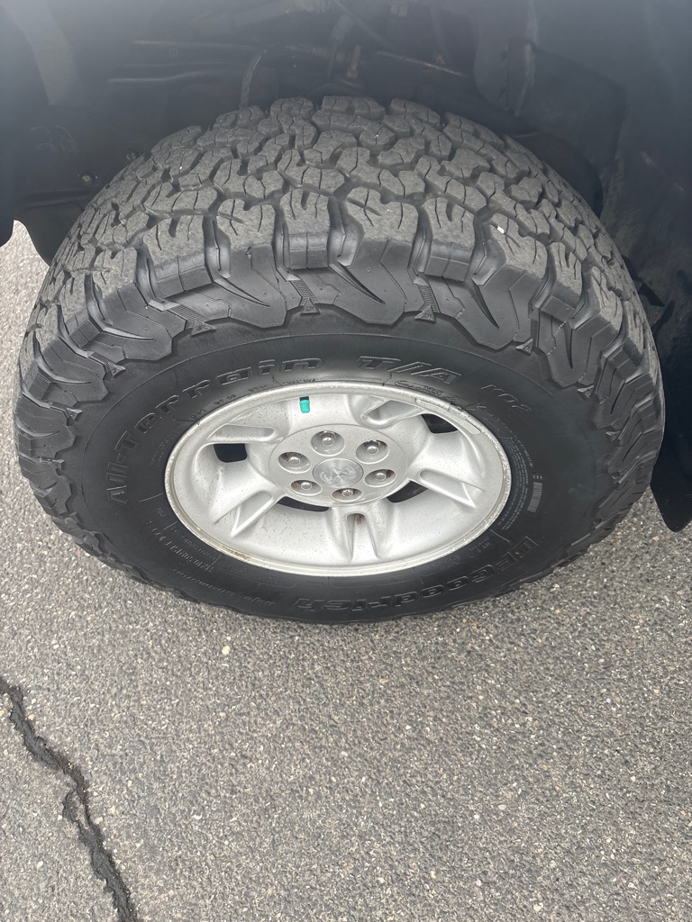 Photo 9 of this DODGE DAKOTA