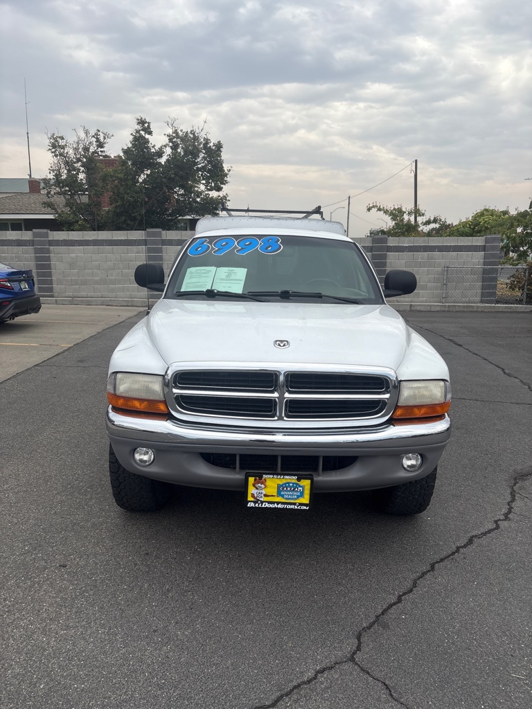 Photo 4 of this DODGE DAKOTA