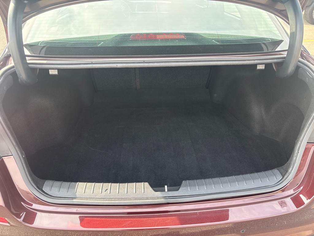 Photo 11 of this KIA OPTIMA