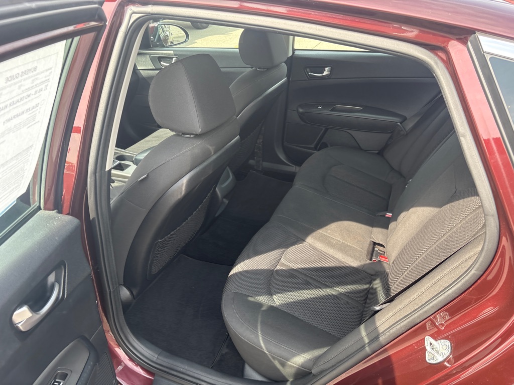 Photo 13 of this KIA OPTIMA