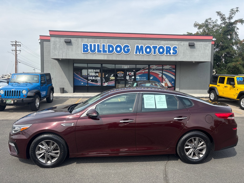 Photo 2 of this KIA OPTIMA