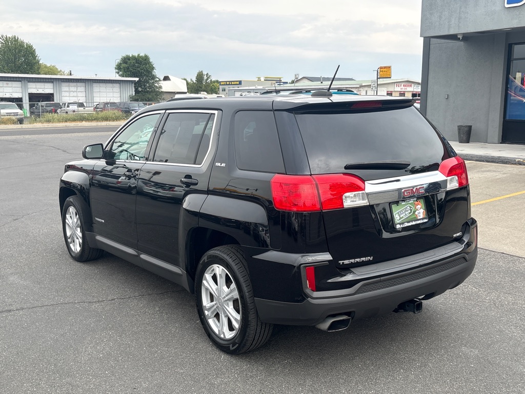 Photo 3 of this GMC TERRAIN