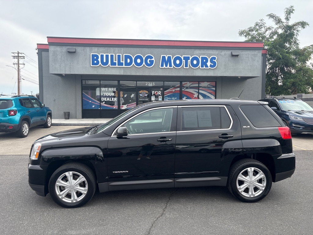 Photo 2 of this GMC TERRAIN