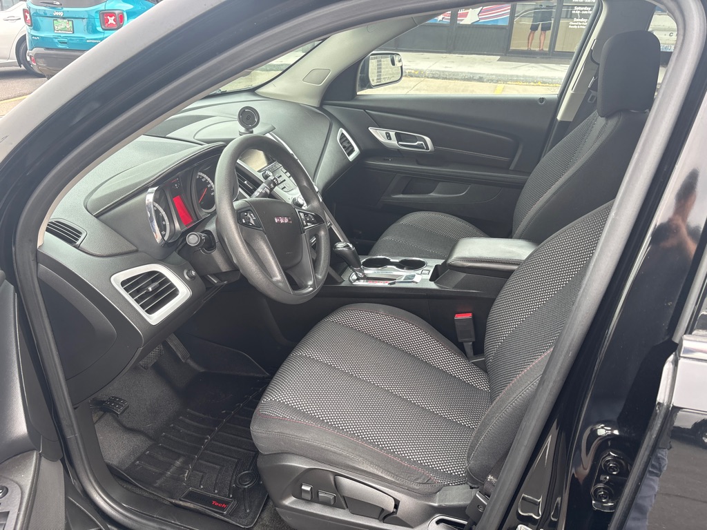 Photo 13 of this GMC TERRAIN