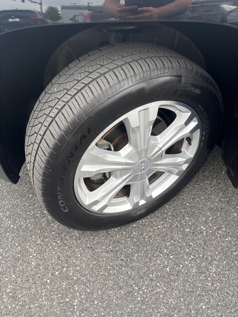 Photo 9 of this GMC TERRAIN